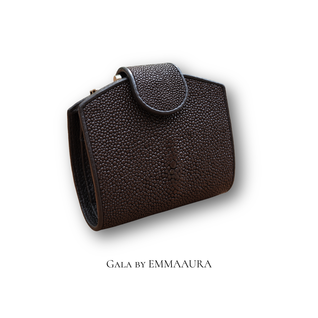 【9/14/22:00start】「GALA – Round Flap」ダークブラウン