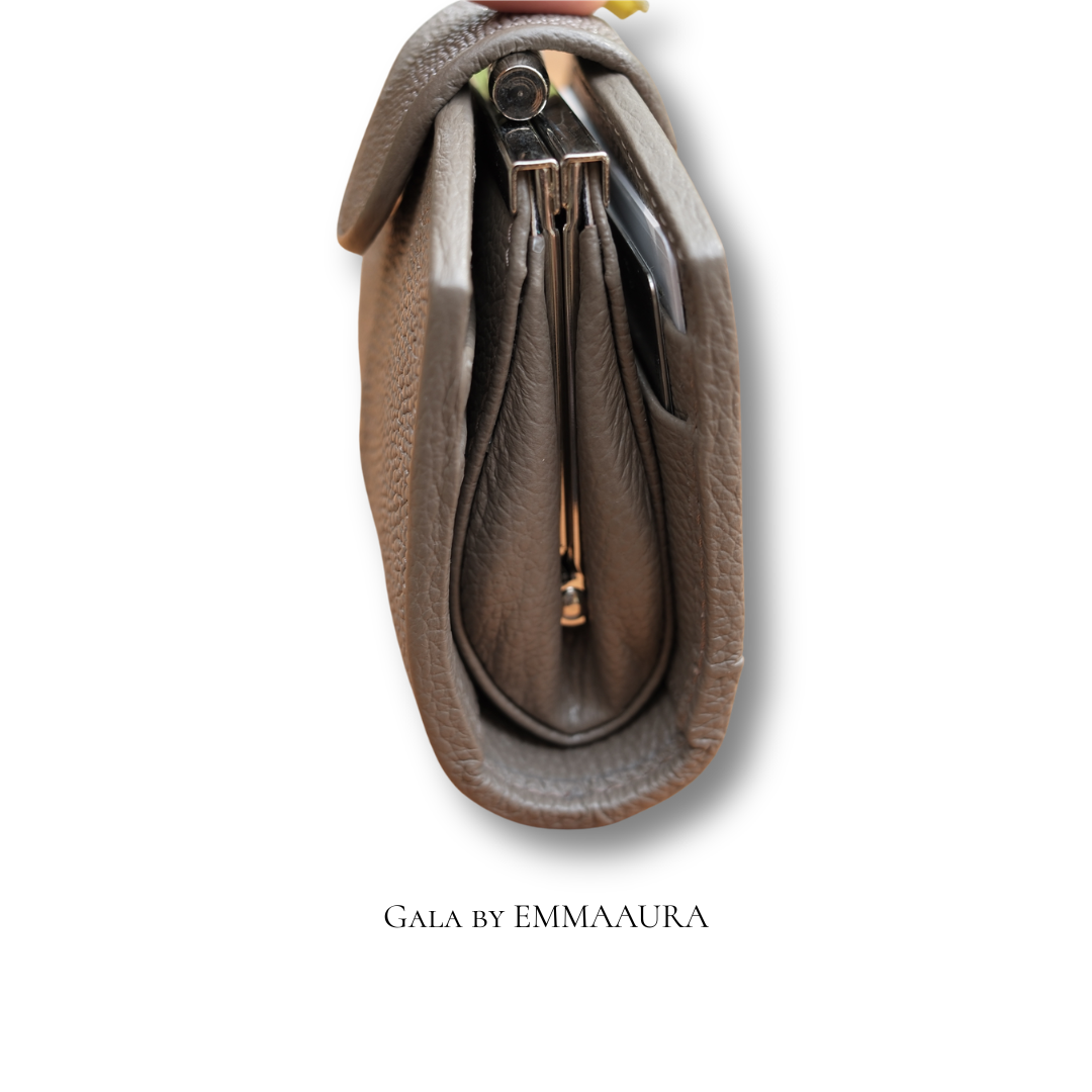 【9/14/22:00start】「GALA – Round Flap」グレージュ